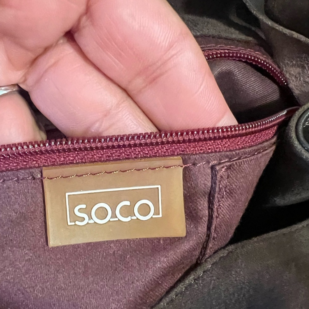 Chic Brown Suede Shoulder Bag - Picture 4 of 13